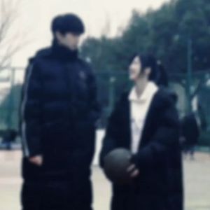 极品人妻波多野结衣瑜伽裤
