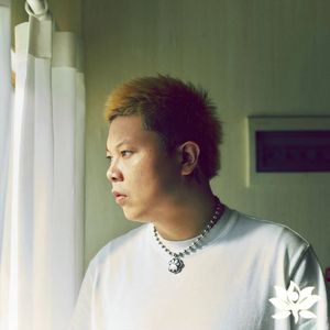 极品人妻波多野结衣瑜伽裤
