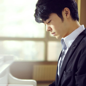 极品人妻波多野结衣瑜伽裤
